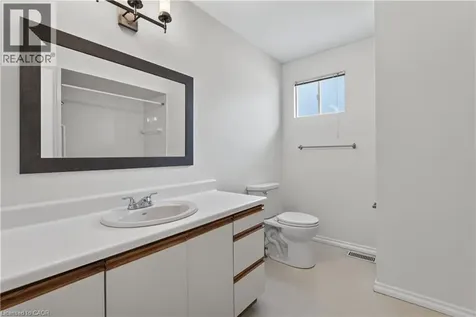 5051 Brady Avenue Burlington ON L7L 3X5