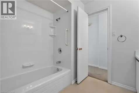 5051 Brady Avenue Burlington ON L7L 3X5
