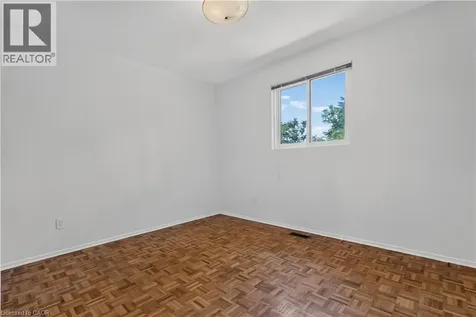 5051 Brady Avenue Burlington ON L7L 3X5