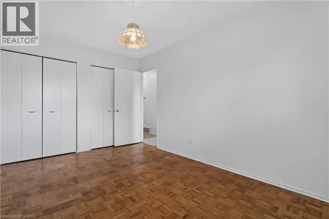 5051 Brady Avenue Burlington ON L7L 3X5