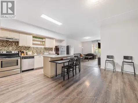 8 Hickory Street West Waterloo ON N2L 3H6