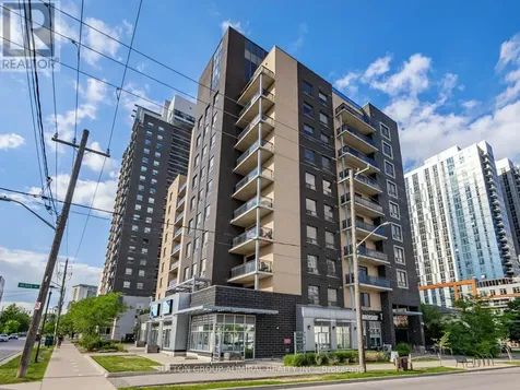 8 Hickory Street West Waterloo ON N2L 3H6