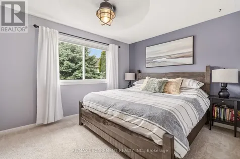 2089 Broadleaf Crescent Burlington (uptown) ON L7L 6S3
