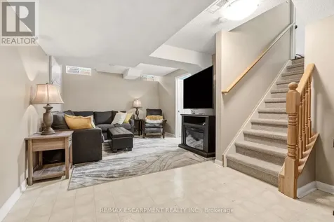 2089 Broadleaf Crescent Burlington (uptown) ON L7L 6S3