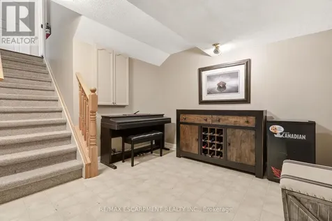 2089 Broadleaf Crescent Burlington (uptown) ON L7L 6S3