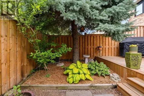 2089 Broadleaf Crescent Burlington (uptown) ON L7L 6S3