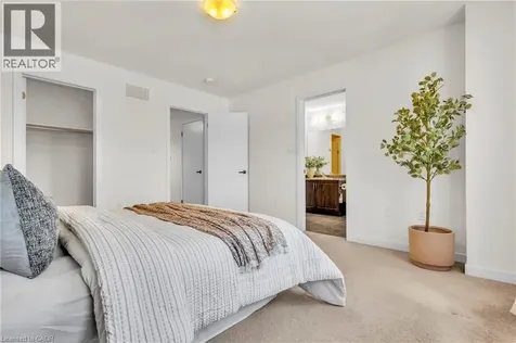 6 Sherway Street Hamilton ON L8J 0J4
