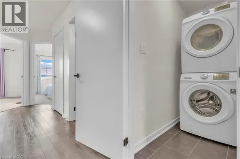 6 Sherway Street Hamilton ON L8J 0J4