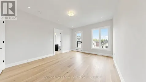 433 York Downs Boulevard Markham (cachet) ON L6C 3R3