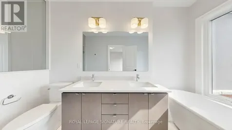 433 York Downs Boulevard Markham (cachet) ON L6C 3R3