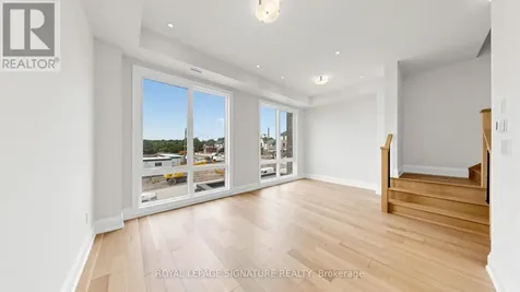 433 York Downs Boulevard Markham (cachet) ON L6C 3R3