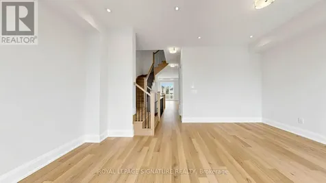 433 York Downs Boulevard Markham (cachet) ON L6C 3R3