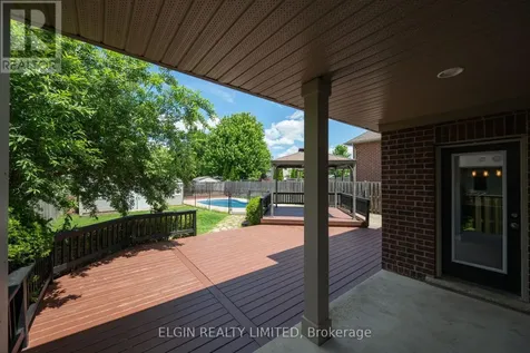11 Kensington Court St. Thomas ON N5R 0A3
