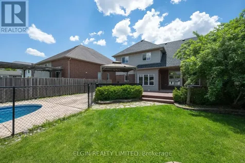 11 Kensington Court St. Thomas ON N5R 0A3