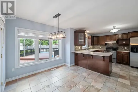 11 Kensington Court St. Thomas ON N5R 0A3