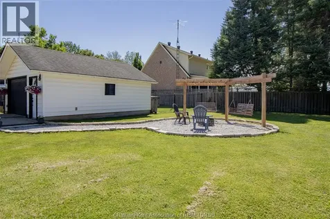 67 Walnut Drive Wallaceburg ON N8A 3L4