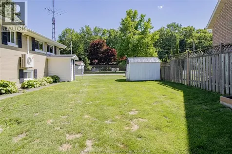 67 Walnut Drive Wallaceburg ON N8A 3L4