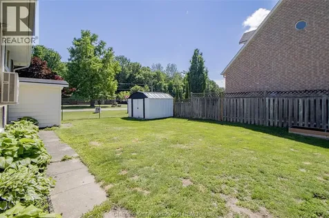 67 Walnut Drive Wallaceburg ON N8A 3L4