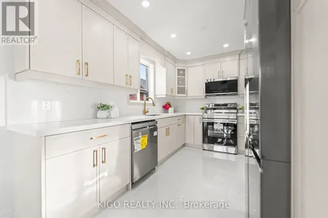 25 Bush Clover Crescent Kitchener ON N2E 3P9