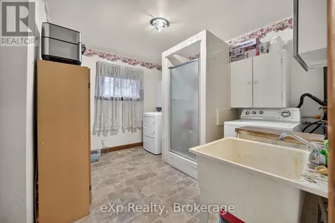 29 Concession Street East Tillsonburg ON N4G 1N9