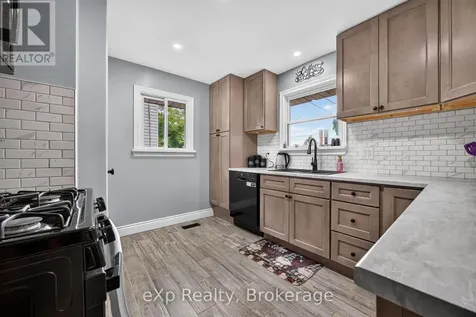 29 Concession Street East Tillsonburg ON N4G 1N9