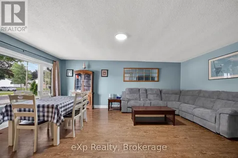 29 Concession Street East Tillsonburg ON N4G 1N9