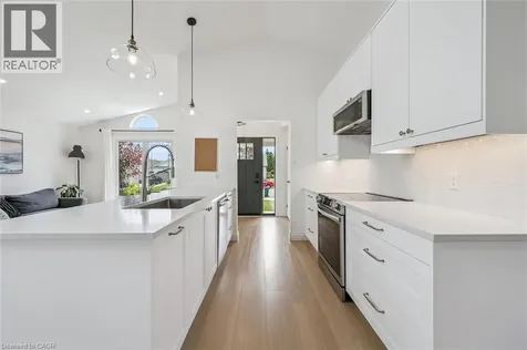 402 Westvale Drive Waterloo ON N2T 2H6