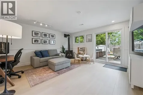 402 Westvale Drive Waterloo ON N2T 2H6