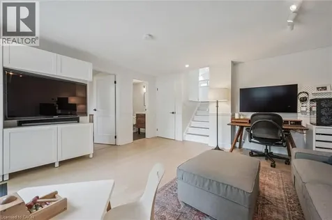 402 Westvale Drive Waterloo ON N2T 2H6