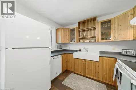 112 Sydenham Street Brantford ON N3R 3Y6
