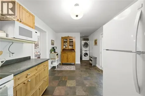 112 Sydenham Street Brantford ON N3R 3Y6