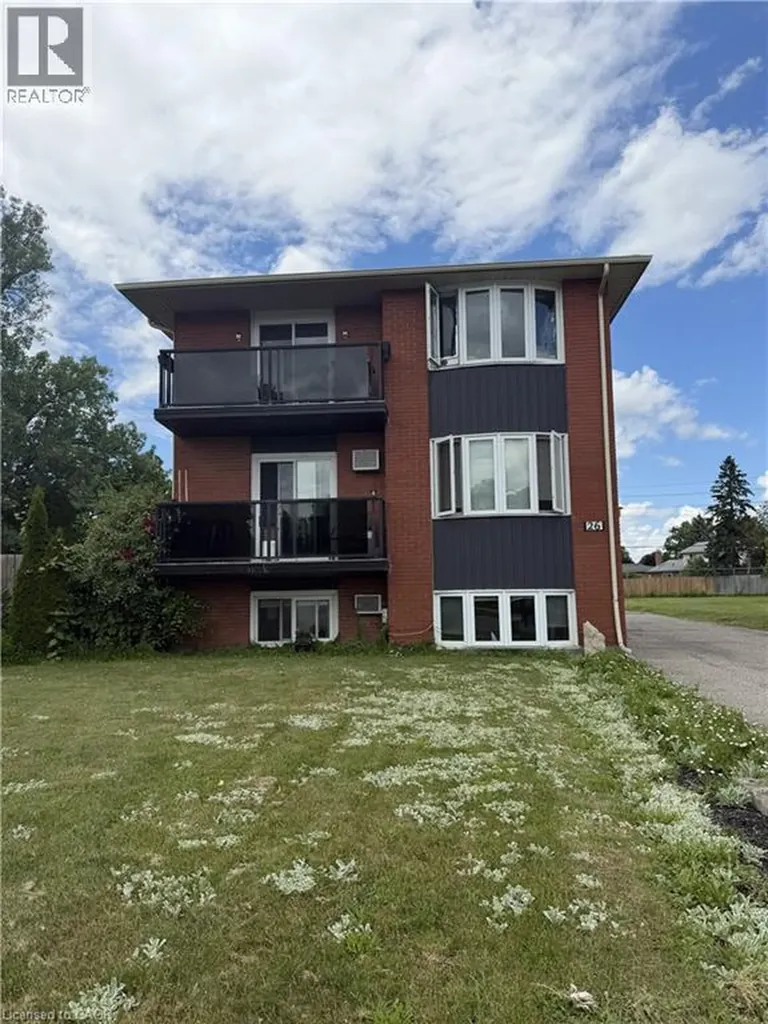 26 Carnaby Crescent Kitchener ON N2A 1M7