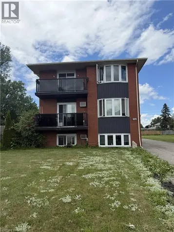 26 Carnaby Crescent Kitchener ON N2A 1M7