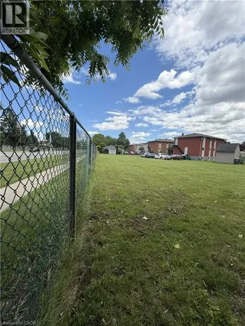 26 Carnaby Crescent Kitchener ON N2A 1M7
