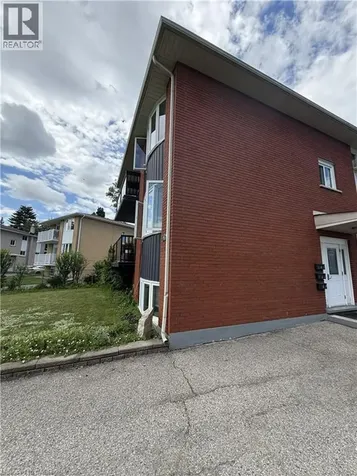 26 Carnaby Crescent Kitchener ON N2A 1M7