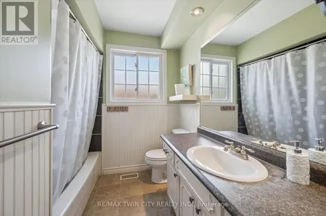 107 Queenston Drive Kitchener ON N2B 2V2