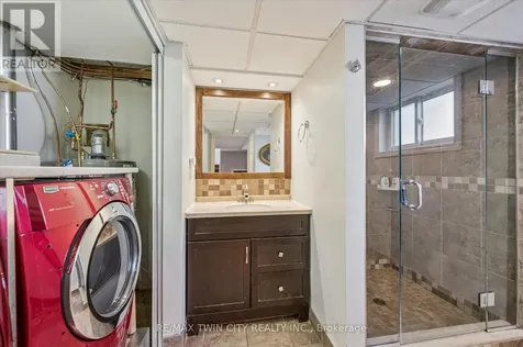 107 Queenston Drive Kitchener ON N2B 2V2