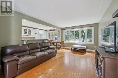 107 Queenston Drive Kitchener ON N2B 2V2