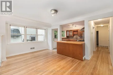 323 Lanark Avenue North Ottawa ON K1Z 6R6