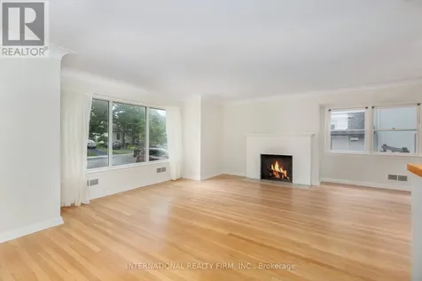 323 Lanark Avenue North Ottawa ON K1Z 6R6