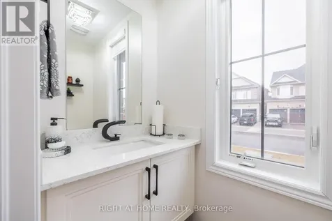 133 Benadir Avenue Caledon ON L7C 4E7