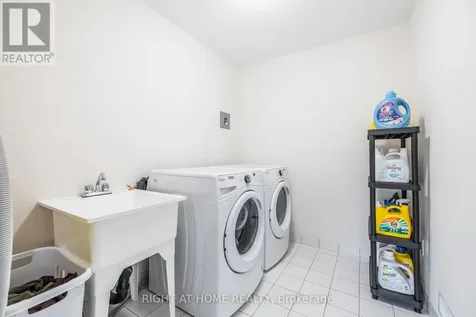 133 Benadir Avenue Caledon ON L7C 4E7