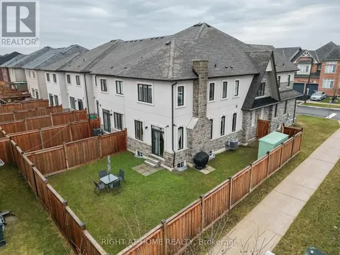 133 Benadir Avenue Caledon ON L7C 4E7