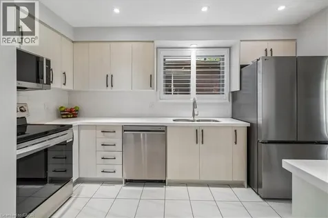 233 East 8th Street Hamilton ON L9A 3L7