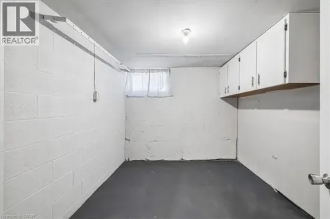 233 East 8th Street Hamilton ON L9A 3L7