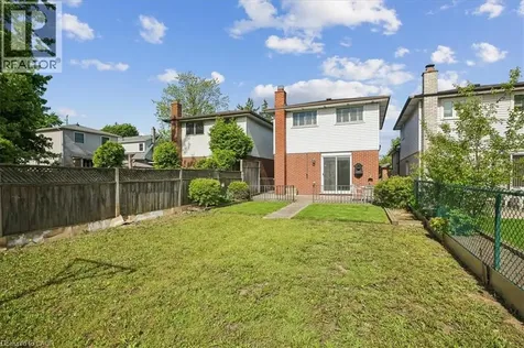 233 East 8th Street Hamilton ON L9A 3L7