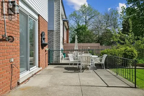 233 East 8th Street Hamilton ON L9A 3L7
