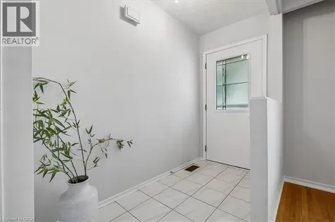 233 East 8th Street Hamilton ON L9A 3L7