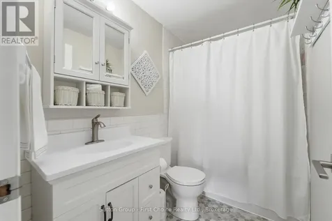 72 Avonwood Drive West Stratford ON N4Z 1B4