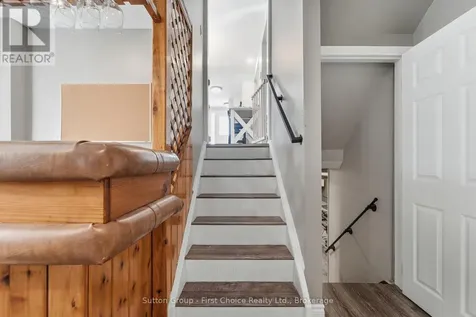 72 Avonwood Drive West Stratford ON N4Z 1B4